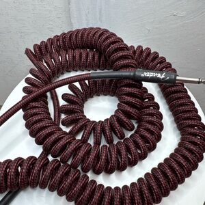 Fender Coiled Cable in Black and Red